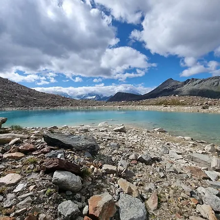 Rooftop Loft 公寓 *